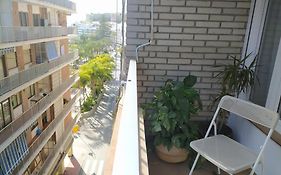 Amplio y céntrico apartamento junto al mar